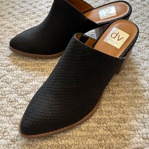 Dolce Vita Black Textured Mules